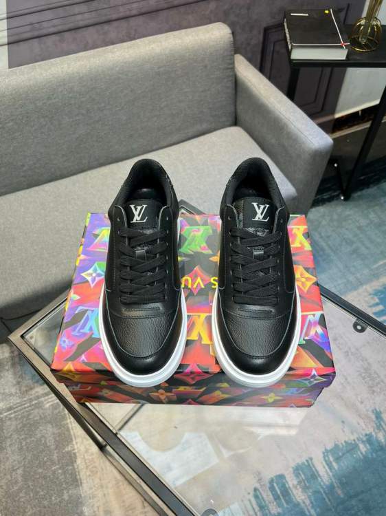 Picture of Louis Vuitton Shoes _SKULVsz38-45hnh030215031
